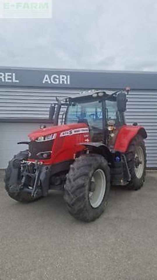 Massey Ferguson 6714 s - Traktor: 1 kép. Massey Ferguson 6714 s - Traktor: 1 kép.