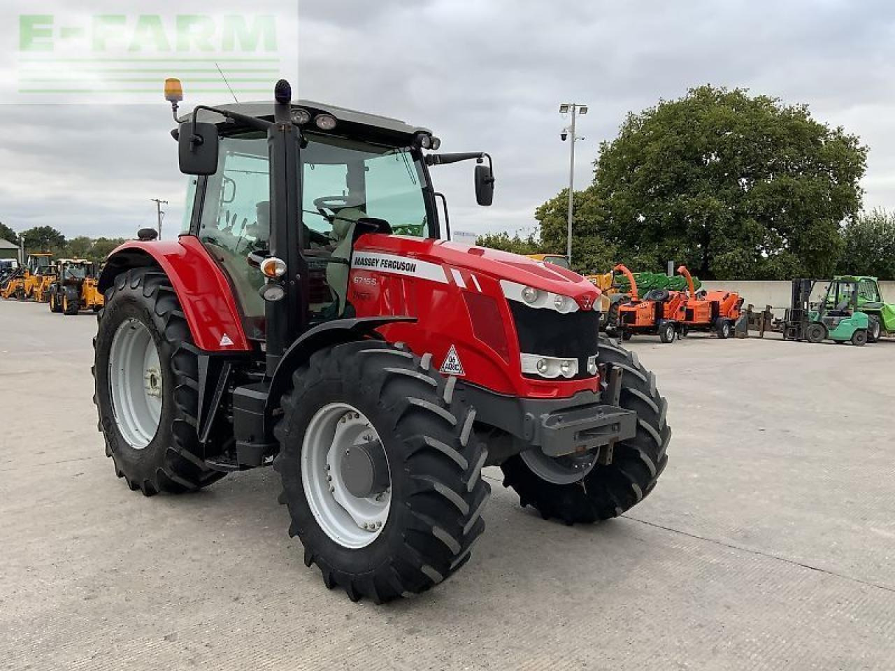 Massey Ferguson 6716s dyna 6 tractor (st24184) - Traktor: 3 kép. Massey Ferguson 6716s dyna 6 tractor (st24184) - Traktor: 3 kép.