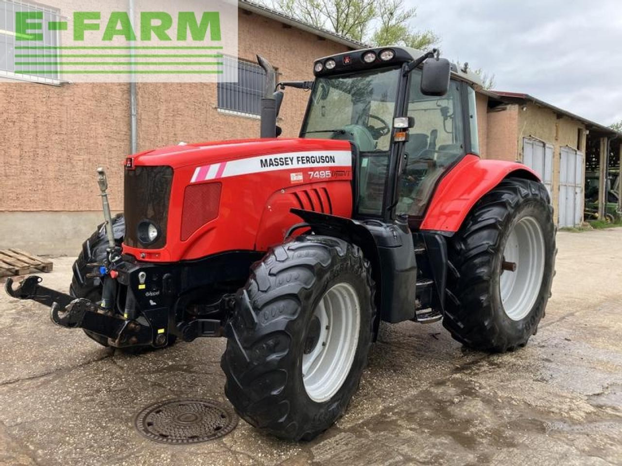 Massey Ferguson 7495 dyna vt - Traktor: 2 kép. Massey Ferguson 7495 dyna vt - Traktor: 2 kép.