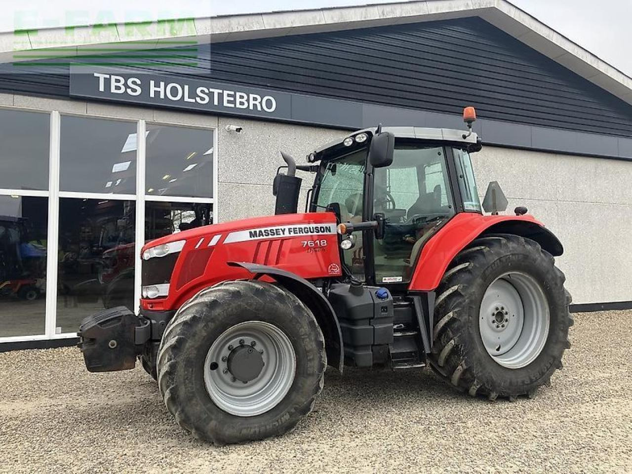Massey Ferguson 7618 dyna6 - Traktor: 1 kép. Massey Ferguson 7618 dyna6 - Traktor: 1 kép.