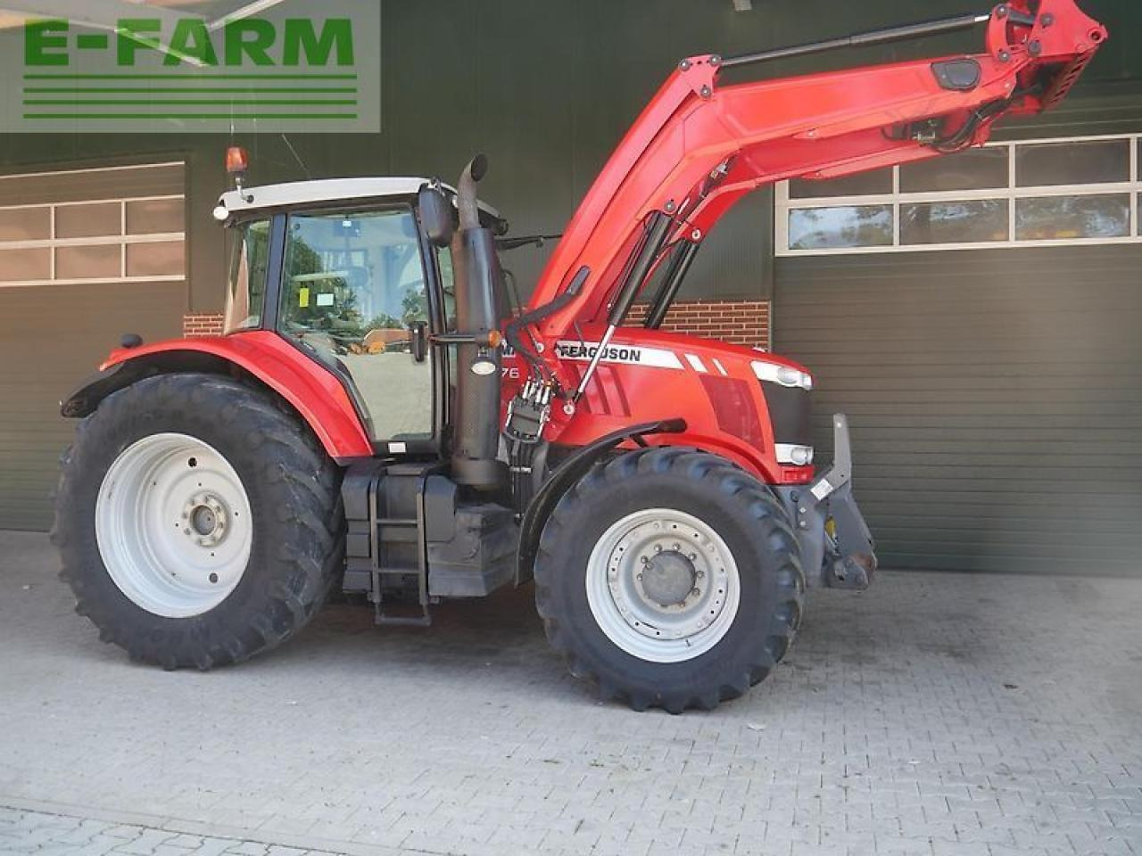 Massey Ferguson 7620 dyna-vt fzw frontlader - Traktor: 1 kép. Massey Ferguson 7620 dyna-vt fzw frontlader - Traktor: 1 kép.