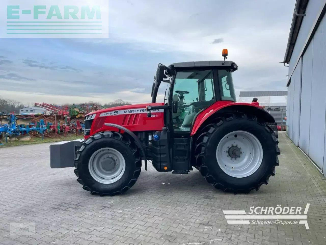 Massey Ferguson 7718 s dyna-6 efficient Efficient - Traktor: 4 kép. Massey Ferguson 7718 s dyna-6 efficient Efficient - Traktor: 4 kép.