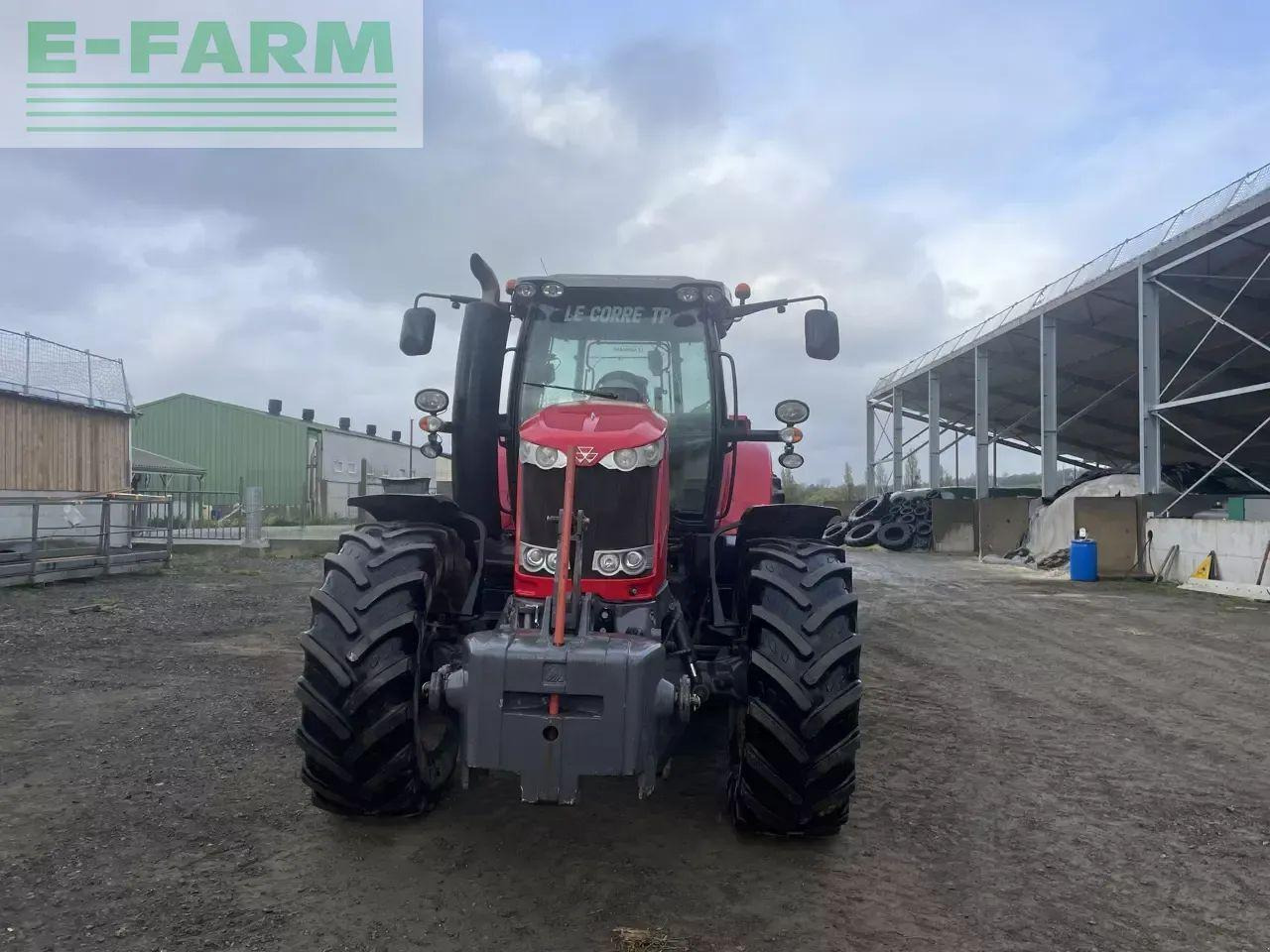 Massey Ferguson 7722 dyna-vt exclusive Exclusive - Traktor: 5 kép. Massey Ferguson 7722 dyna-vt exclusive Exclusive - Traktor: 5 kép.