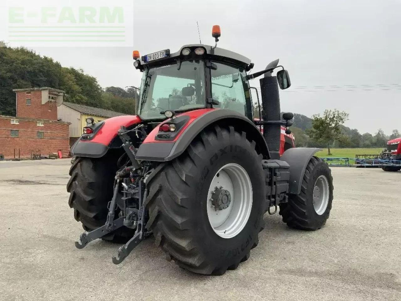 Massey Ferguson 8730 - Traktor: 4 kép. Massey Ferguson 8730 - Traktor: 4 kép.
