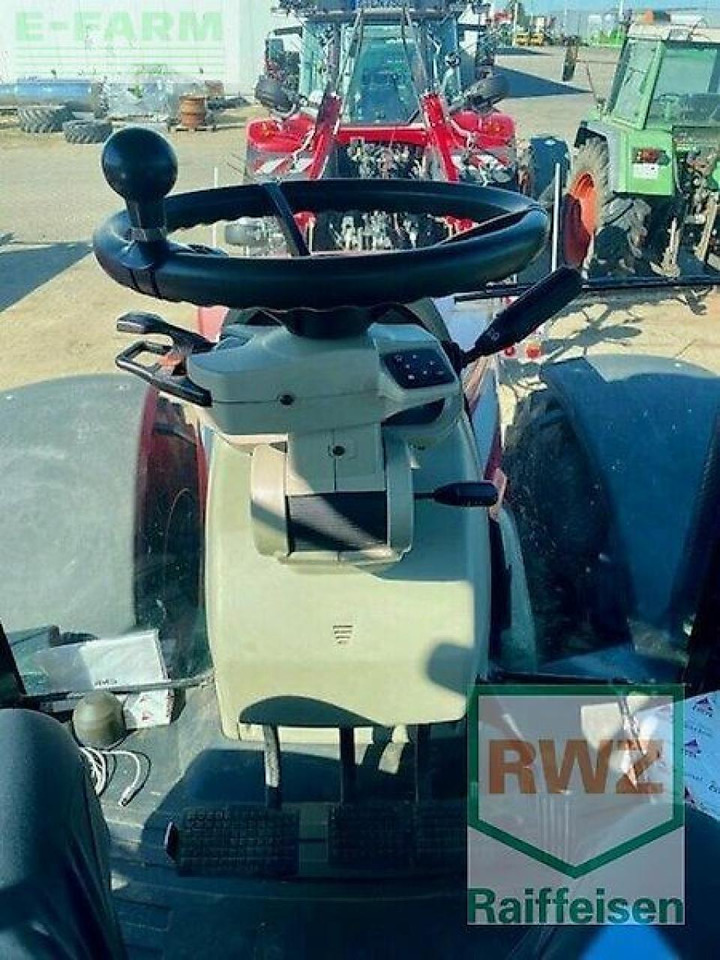 Traktor Massey Ferguson 8730: 14 kép.