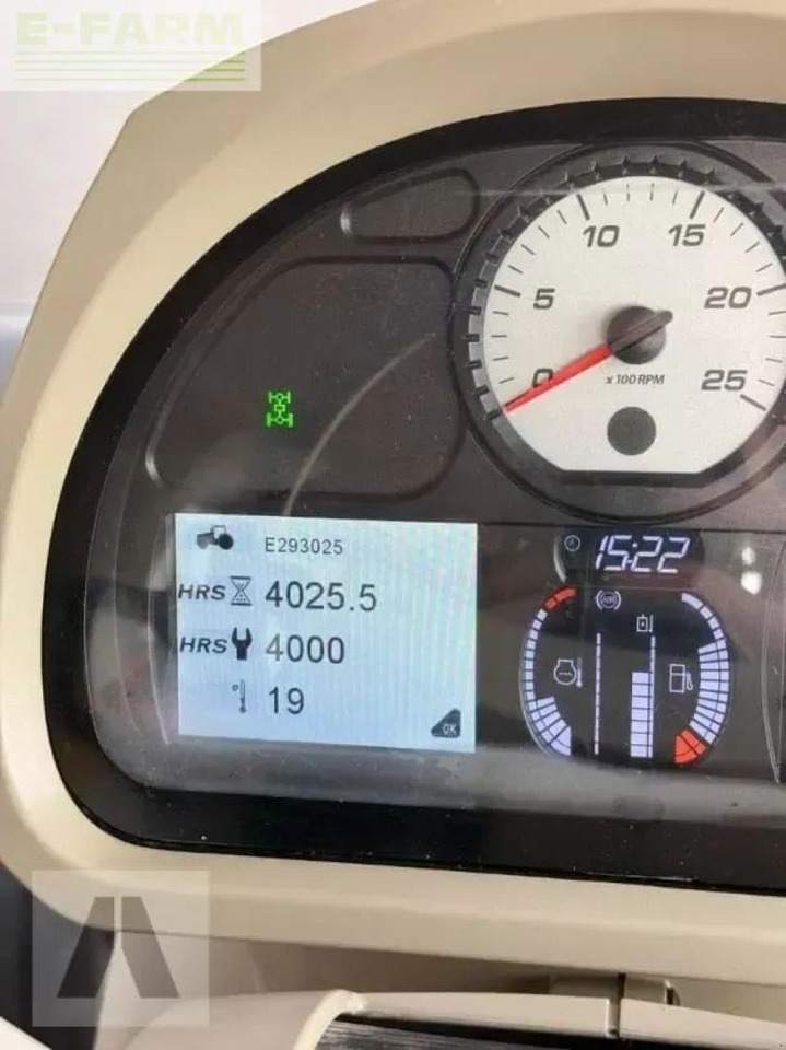 Massey Ferguson 8737 - Traktor: 5 kép. Massey Ferguson 8737 - Traktor: 5 kép.