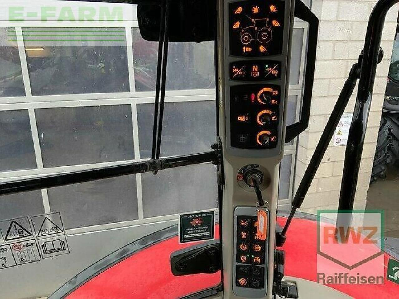 Massey Ferguson 8740 s dyna-vt exclusive Exclusive - Traktor: 4 kép. Massey Ferguson 8740 s dyna-vt exclusive Exclusive - Traktor: 4 kép.
