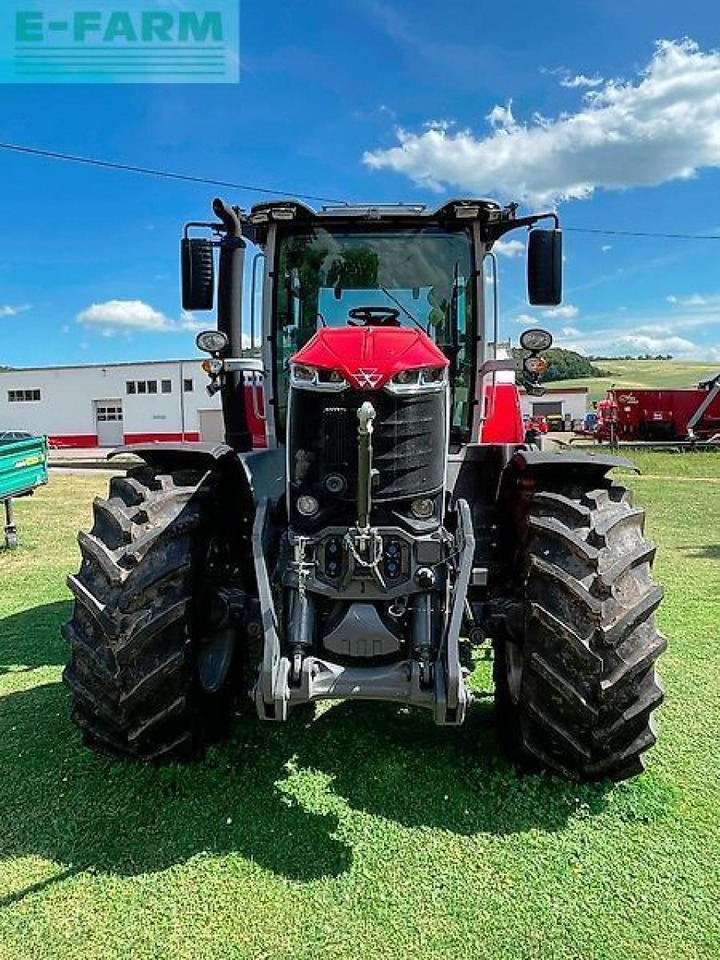 Massey Ferguson 8s.245 dyna-7 exclusive Exclusive - Traktor: 4 kép. Massey Ferguson 8s.245 dyna-7 exclusive Exclusive - Traktor: 4 kép.