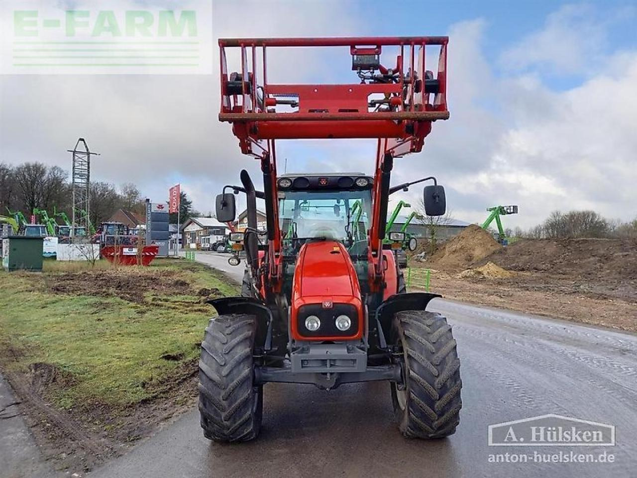Massey Ferguson mf 5435 mit frontlader - Traktor: 5 kép. Massey Ferguson mf 5435 mit frontlader - Traktor: 5 kép.