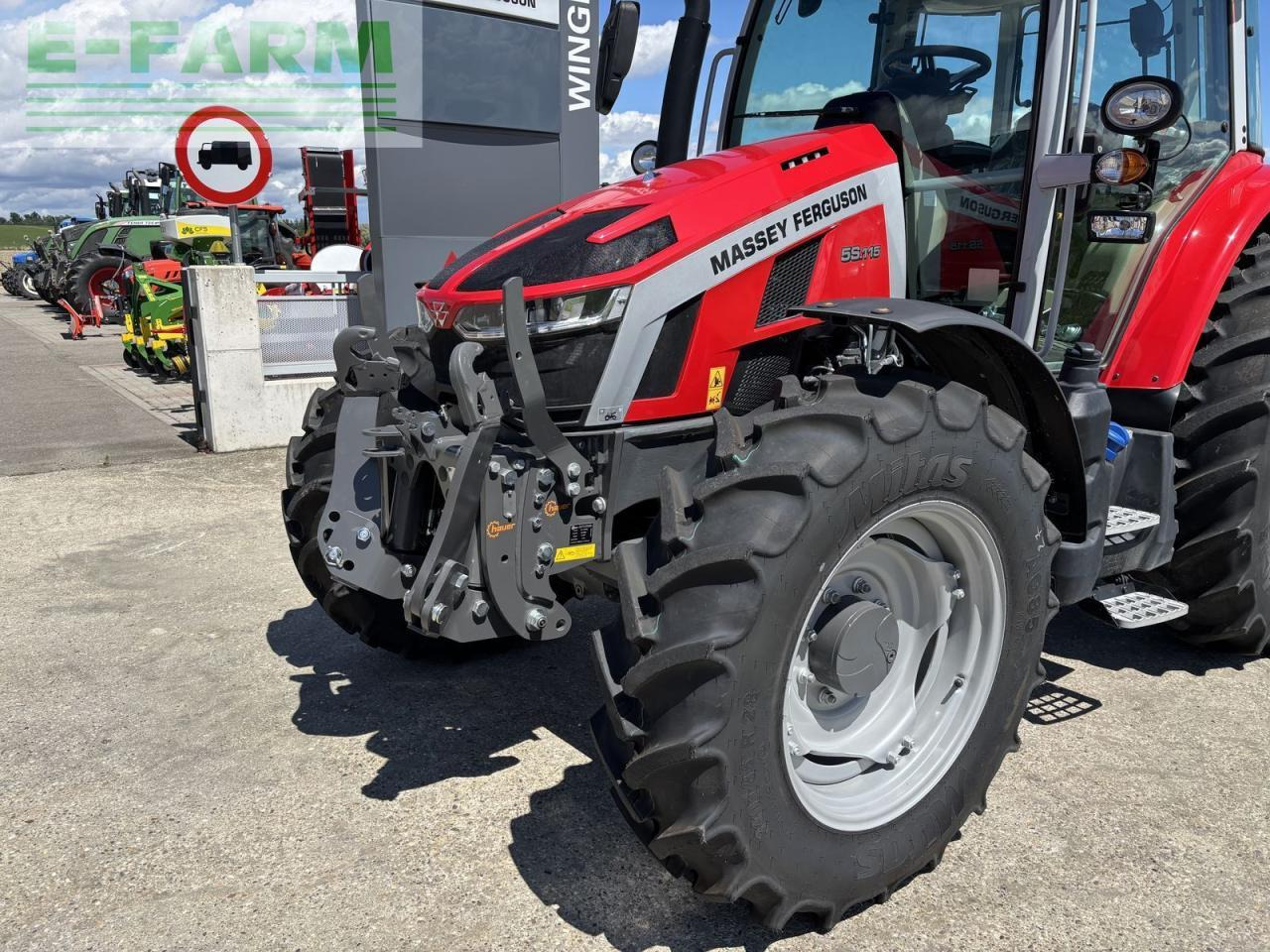 Massey Ferguson mf 5s.115 dyna-6 efficient Efficient - Traktor: 3 kép. Massey Ferguson mf 5s.115 dyna-6 efficient Efficient - Traktor: 3 kép.