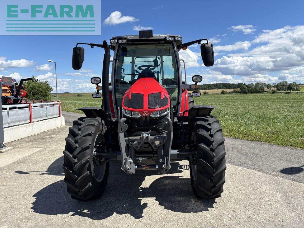 Massey Ferguson mf 5s.115 dyna-6 efficient Efficient - Traktor: 2 kép. Massey Ferguson mf 5s.115 dyna-6 efficient Efficient - Traktor: 2 kép.