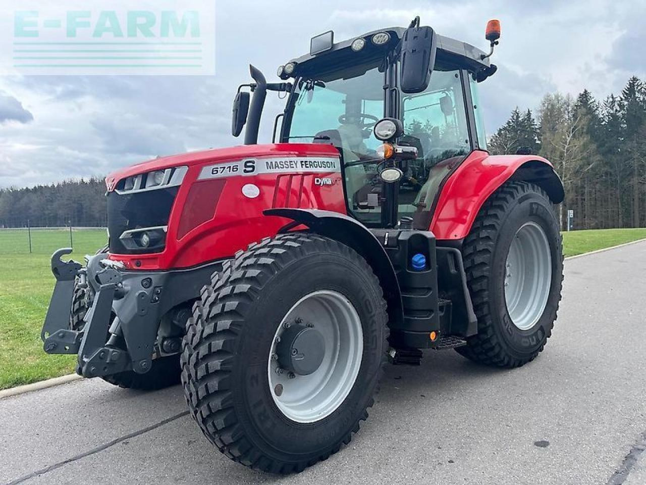 Massey Ferguson mf 6716 s dyna-vt efficient Efficient - Traktor: 1 kép. Massey Ferguson mf 6716 s dyna-vt efficient Efficient - Traktor: 1 kép.