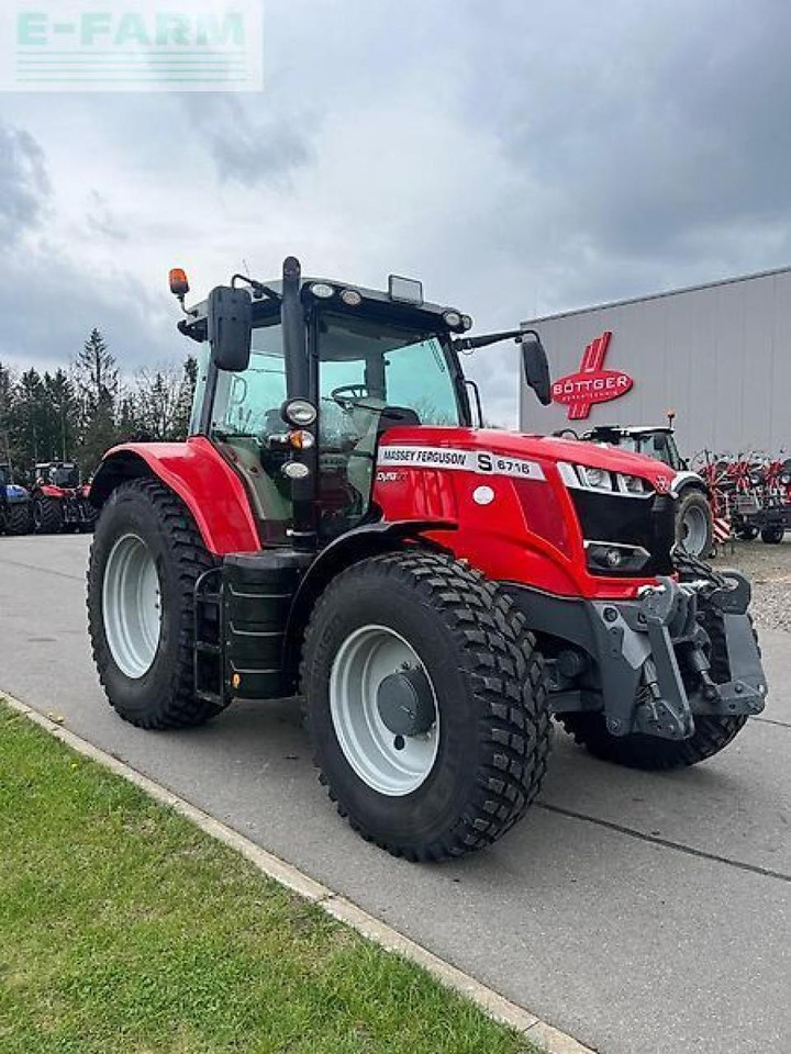 Massey Ferguson mf 6716 s dyna-vt efficient Efficient - Traktor: 2 kép. Massey Ferguson mf 6716 s dyna-vt efficient Efficient - Traktor: 2 kép.
