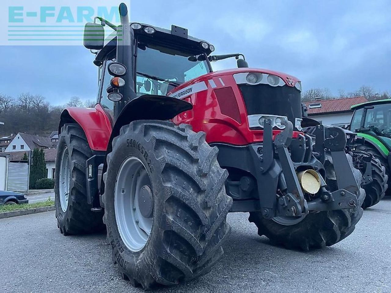 Massey Ferguson mf 6718 s dyna-vt - Traktor: 2 kép. Massey Ferguson mf 6718 s dyna-vt - Traktor: 2 kép.