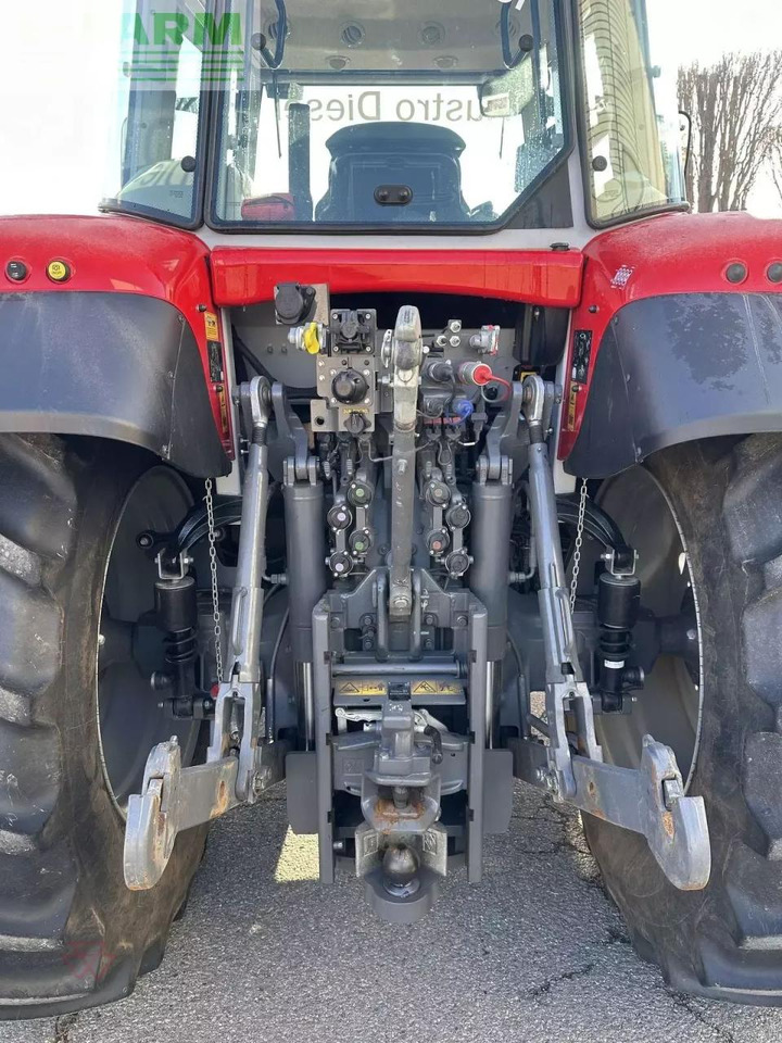 Massey Ferguson mf 6s.180 - Traktor: 5 kép. Massey Ferguson mf 6s.180 - Traktor: 5 kép.