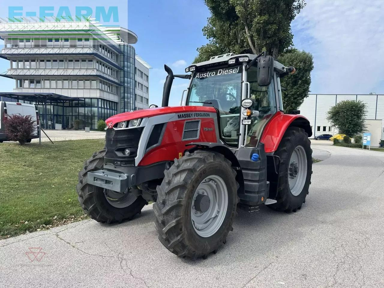 Massey Ferguson mf 7s.155 - Traktor: 5 kép. Massey Ferguson mf 7s.155 - Traktor: 5 kép.