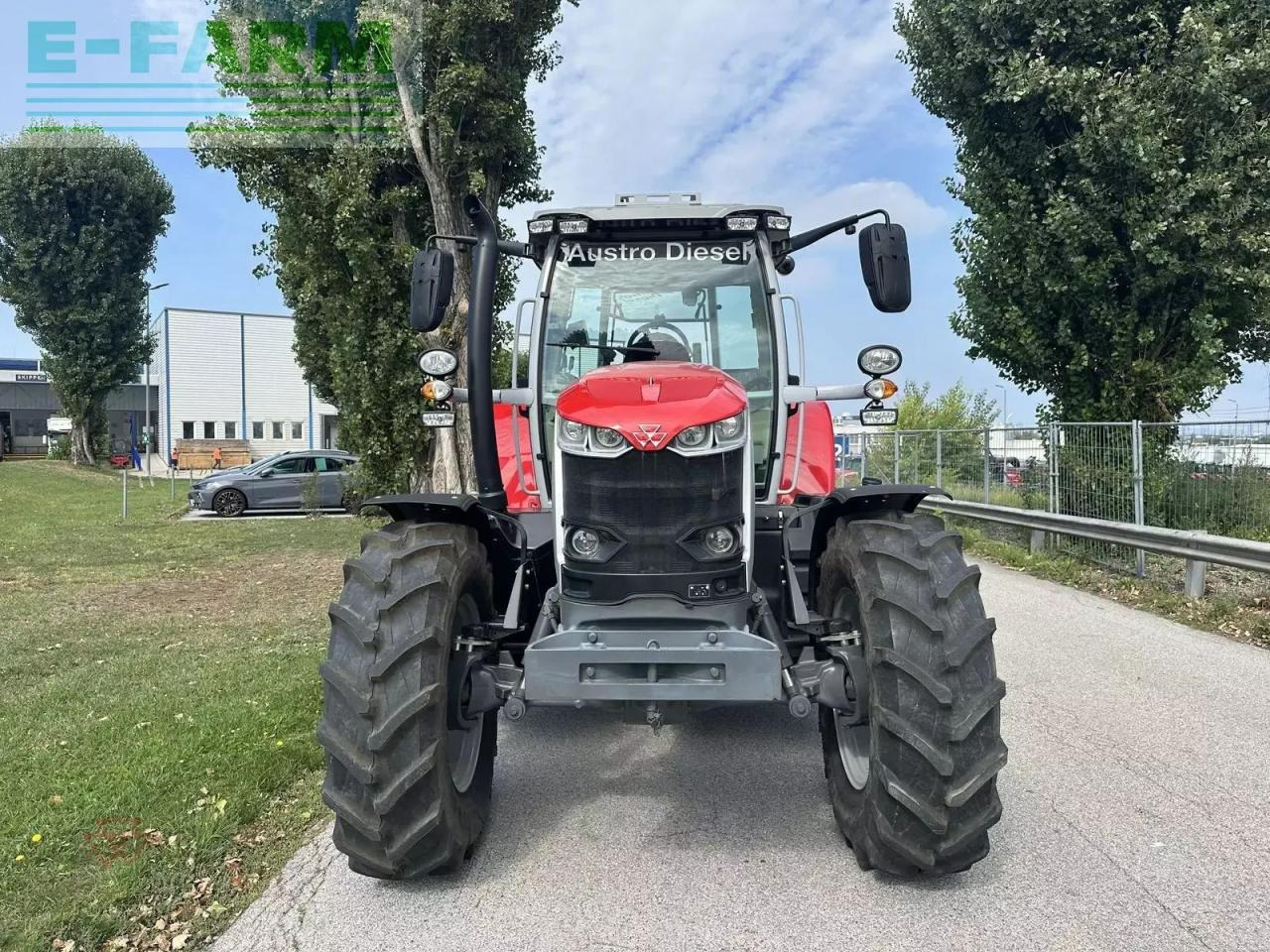 Massey Ferguson mf 7s.155 - Traktor: 4 kép. Massey Ferguson mf 7s.155 - Traktor: 4 kép.