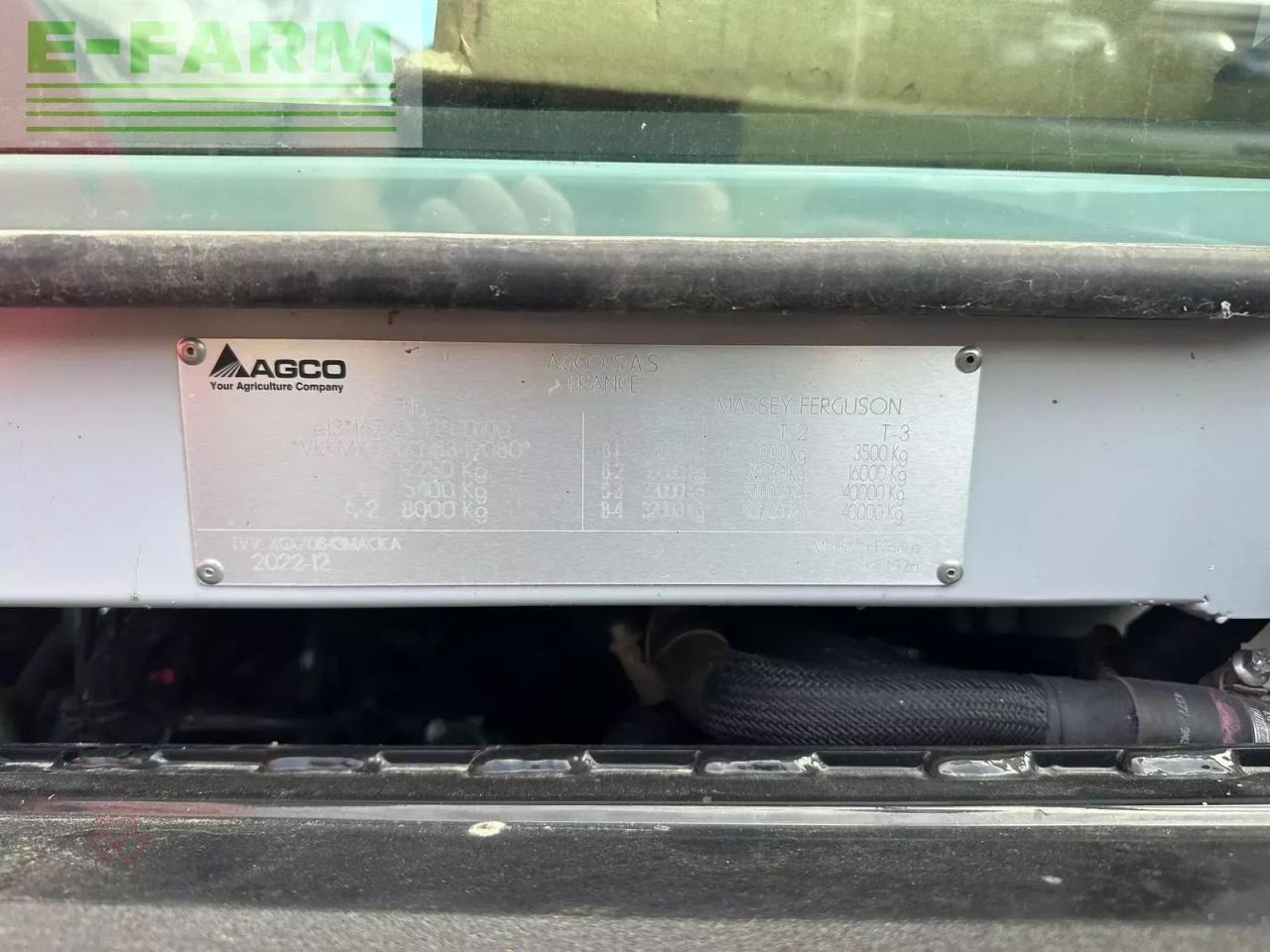 Massey Ferguson mf 7s.155 - Traktor: 2 kép. Massey Ferguson mf 7s.155 - Traktor: 2 kép.