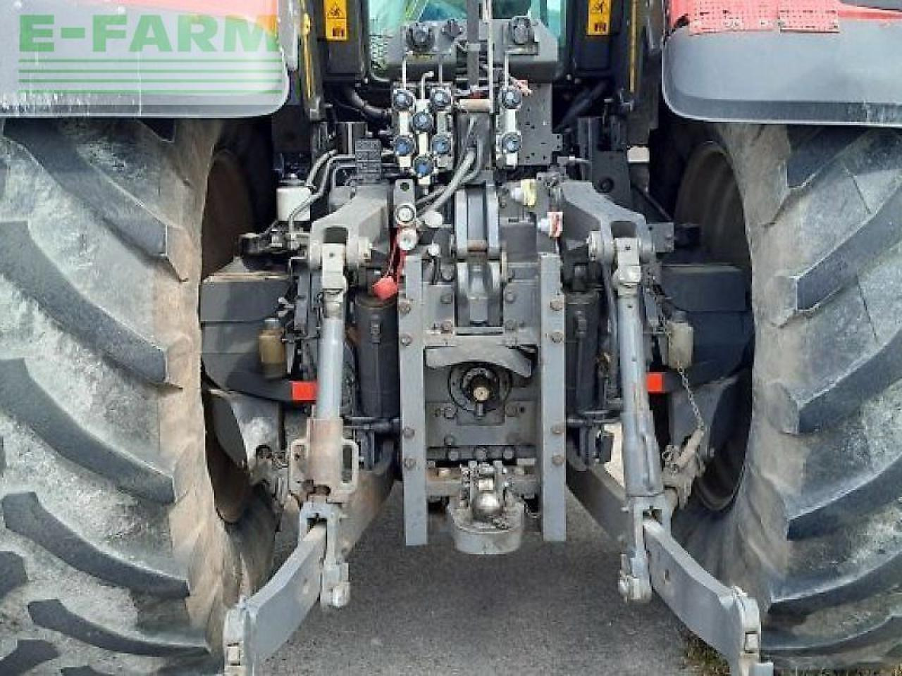 Massey Ferguson mf 8650 dyna vt - Traktor: 5 kép. Massey Ferguson mf 8650 dyna vt - Traktor: 5 kép.