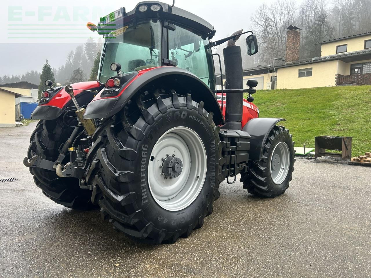 Massey Ferguson mf 8670 dyna-vt - Traktor: 4 kép. Massey Ferguson mf 8670 dyna-vt - Traktor: 4 kép.