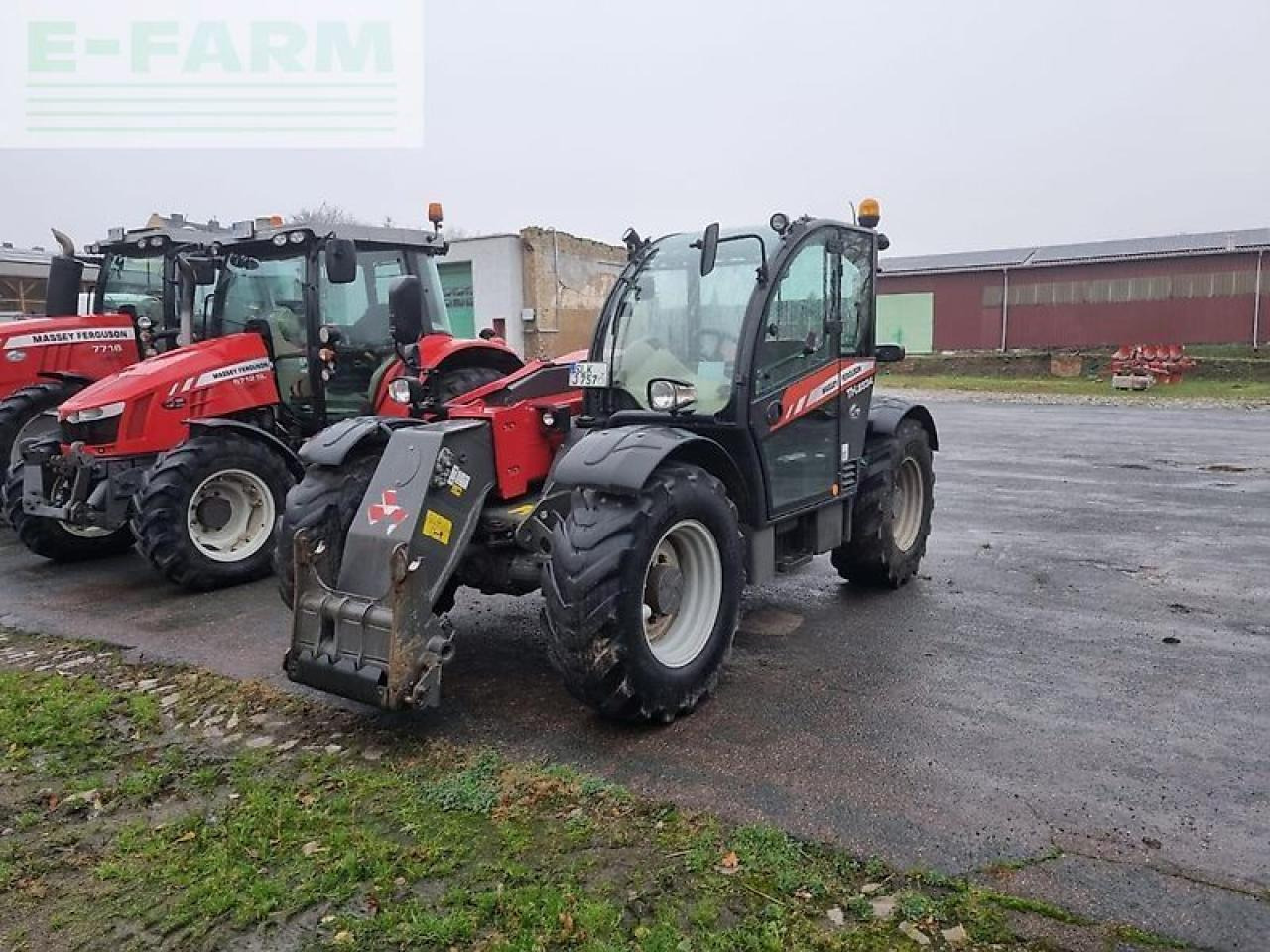 Massey Ferguson th.6534 standard t4f - Teleszkópos rakodó: 2 kép. Massey Ferguson th.6534 standard t4f - Teleszkópos rakodó: 2 kép.