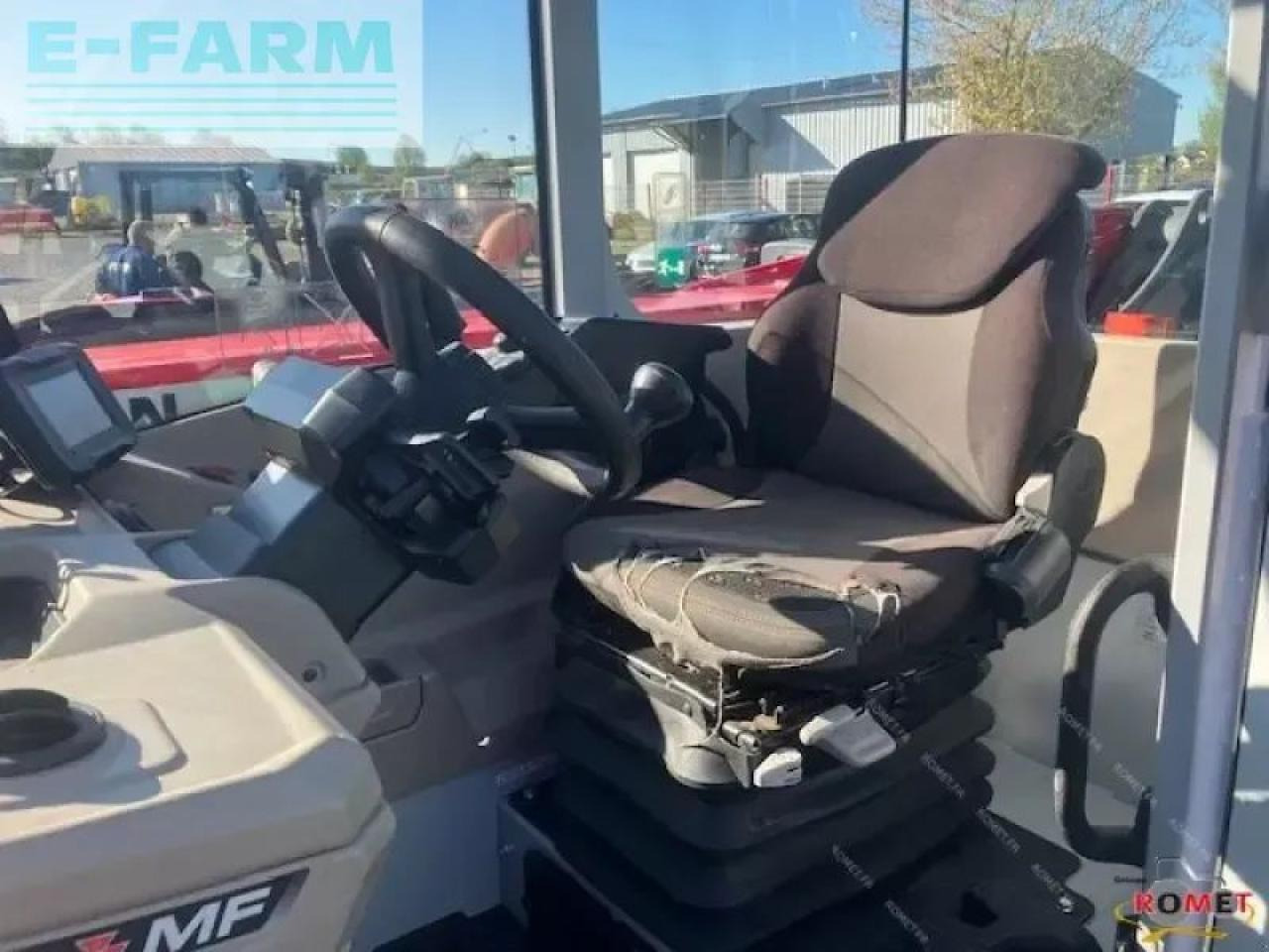 Massey Ferguson th7038 ef - Teleszkópos rakodó: 5 kép. Massey Ferguson th7038 ef - Teleszkópos rakodó: 5 kép.