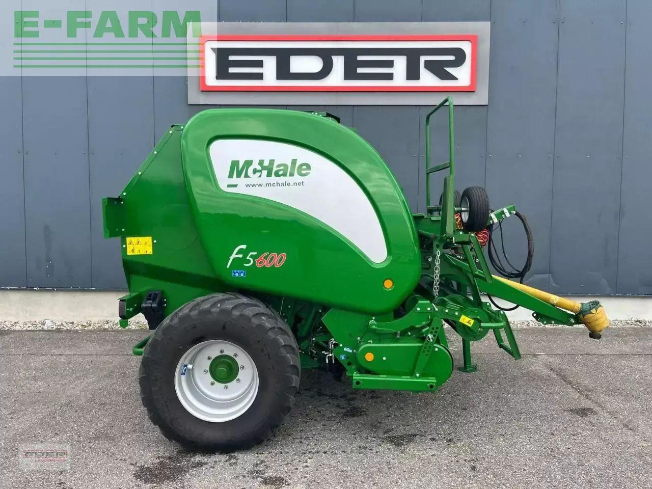 Mc Hale f5600 - Kocka bálázó: 3 kép. Mc Hale f5600 - Kocka bálázó: 3 kép.