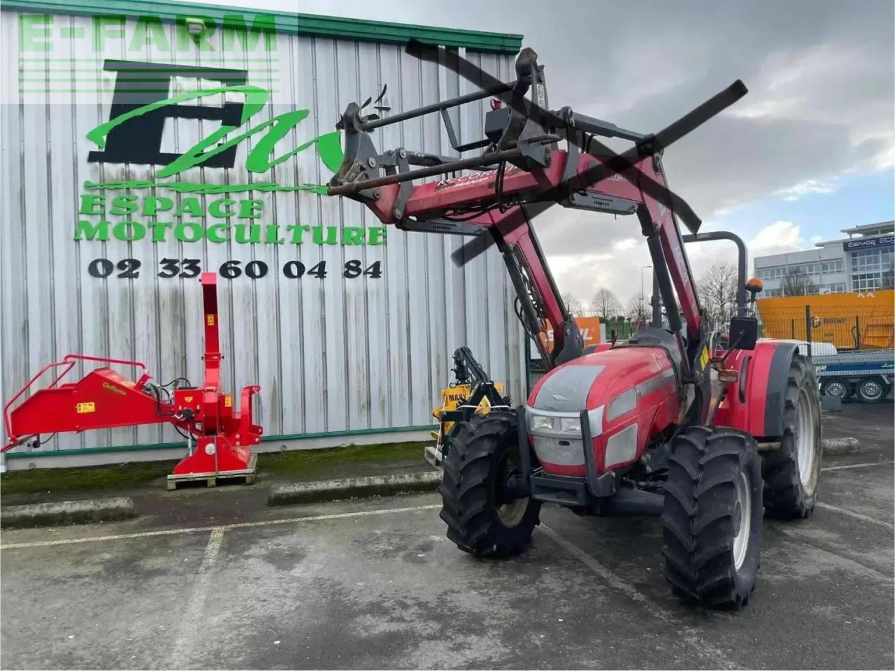 McCormick tracteur agricole c80l mc cormick - Traktor: 1 kép. McCormick tracteur agricole c80l mc cormick - Traktor: 1 kép.