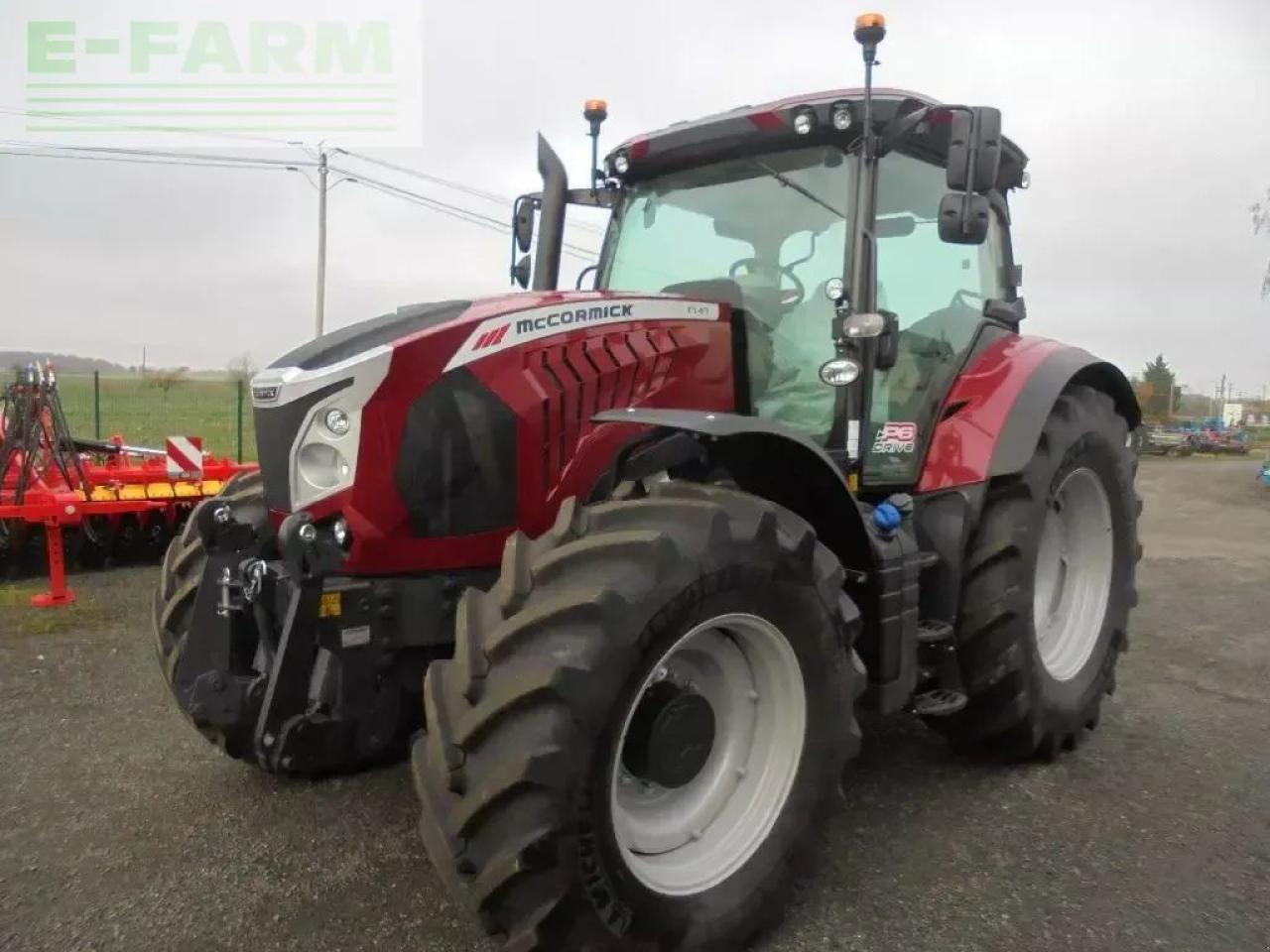 McCormick x7-417m - Traktor: 4 kép. McCormick x7-417m - Traktor: 4 kép.