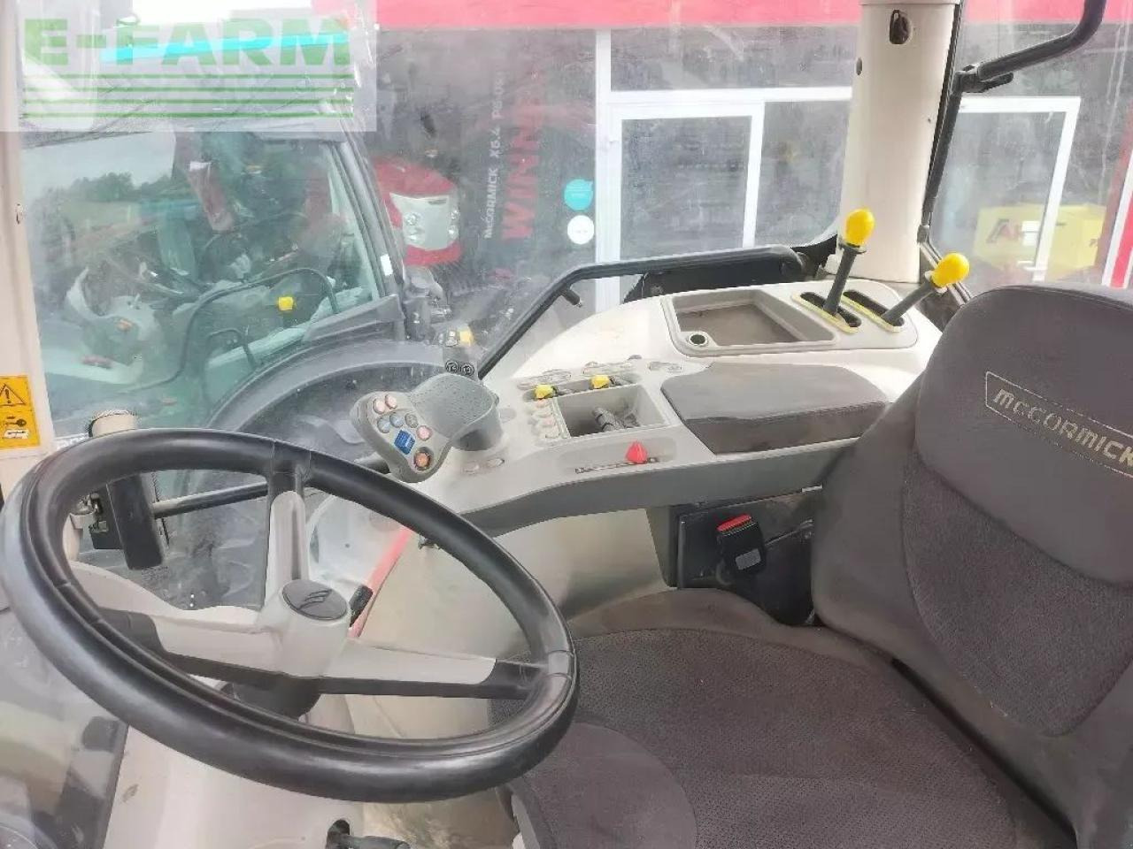 McCormick x7-680 premium - Traktor: 4 kép. McCormick x7-680 premium - Traktor: 4 kép.