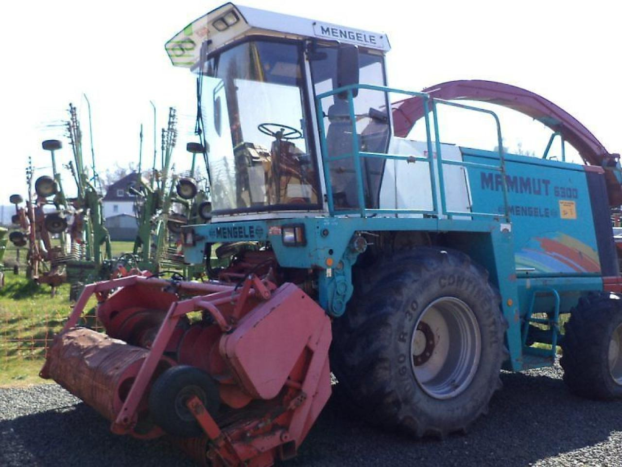 Mengele mammut 6300 - Önjáró szecskázógép: 2 kép. Mengele mammut 6300 - Önjáró szecskázógép: 2 kép.