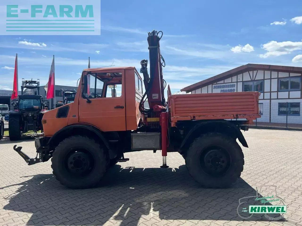 Mercedes-Benz unimog 1500 - Traktor: 4 kép. Mercedes-Benz unimog 1500 - Traktor: 4 kép.