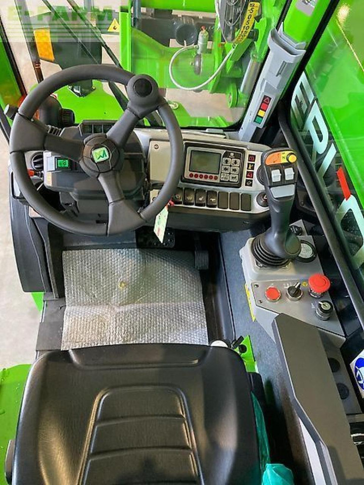 Merlo ew25.5-90 verreiker e-worker - Teleszkópos rakodó: 2 kép. Merlo ew25.5-90 verreiker e-worker - Teleszkópos rakodó: 2 kép.