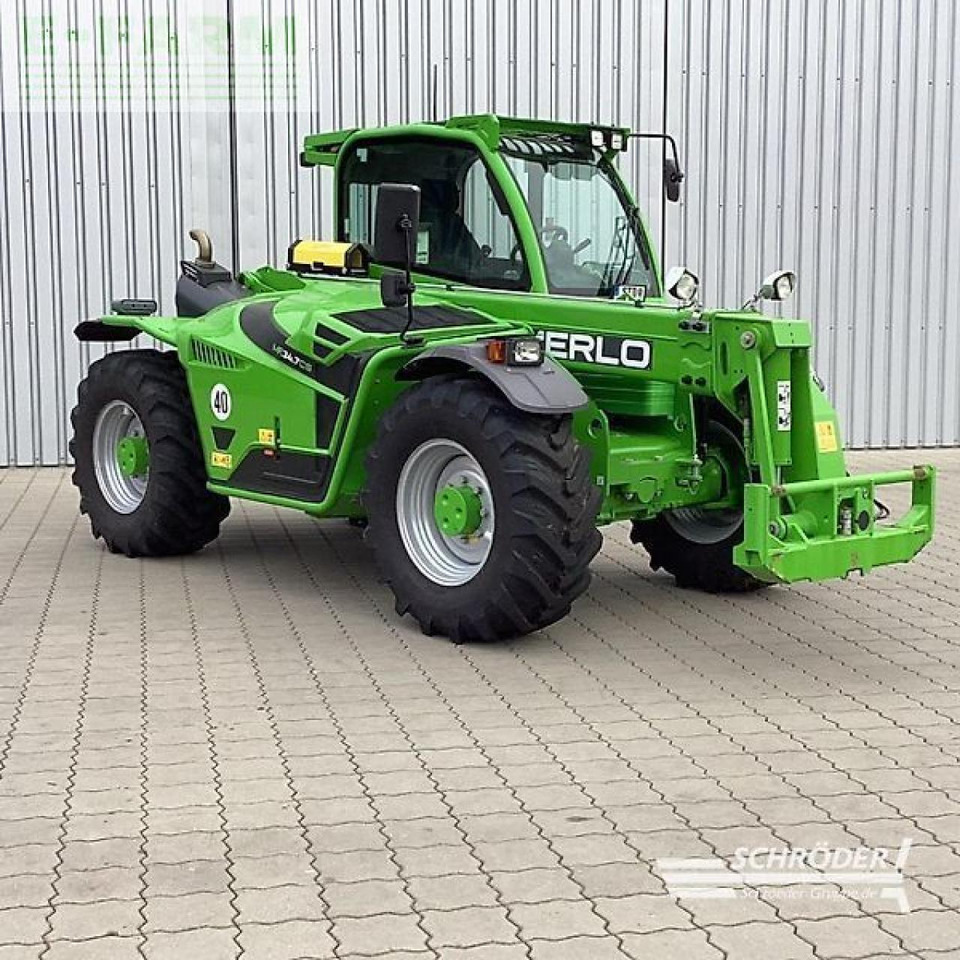 Merlo multifarmer 34.7 cs - 140 - Teleszkópos rakodó: 1 kép. Merlo multifarmer 34.7 cs - 140 - Teleszkópos rakodó: 1 kép.