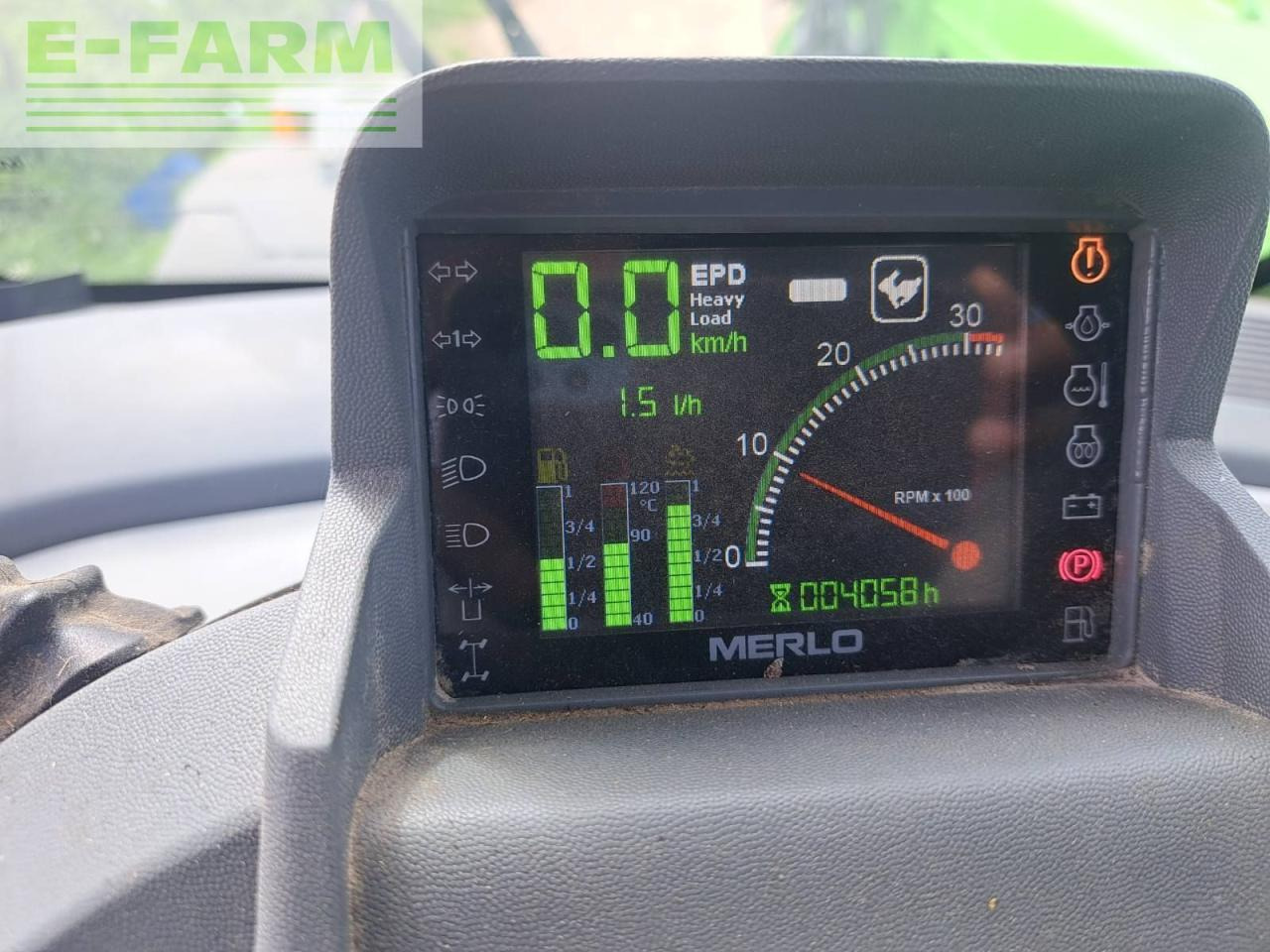 Merlo multifarmer 34,9 cs-cvtronic - Teleszkópos rakodó: 2 kép. Merlo multifarmer 34,9 cs-cvtronic - Teleszkópos rakodó: 2 kép.