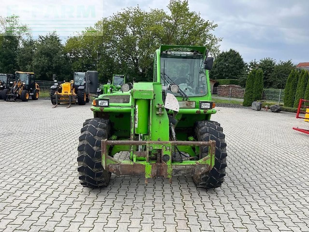 Merlo p 40.7 - Teleszkópos rakodó: 2 kép. Merlo p 40.7 - Teleszkópos rakodó: 2 kép.