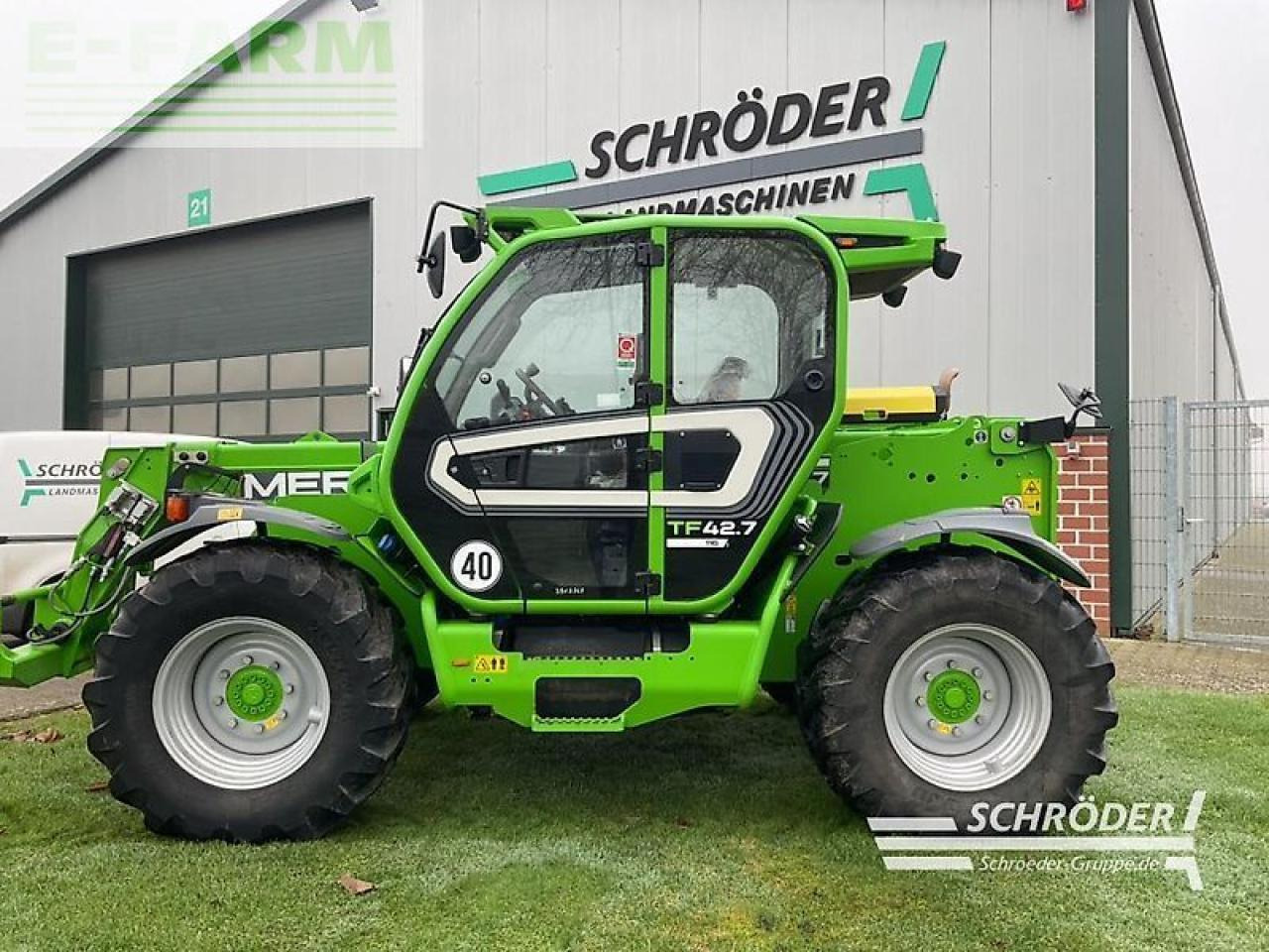 Merlo tf 42.7 - 116 - Teleszkópos rakodó: 5 kép. Merlo tf 42.7 - 116 - Teleszkópos rakodó: 5 kép.