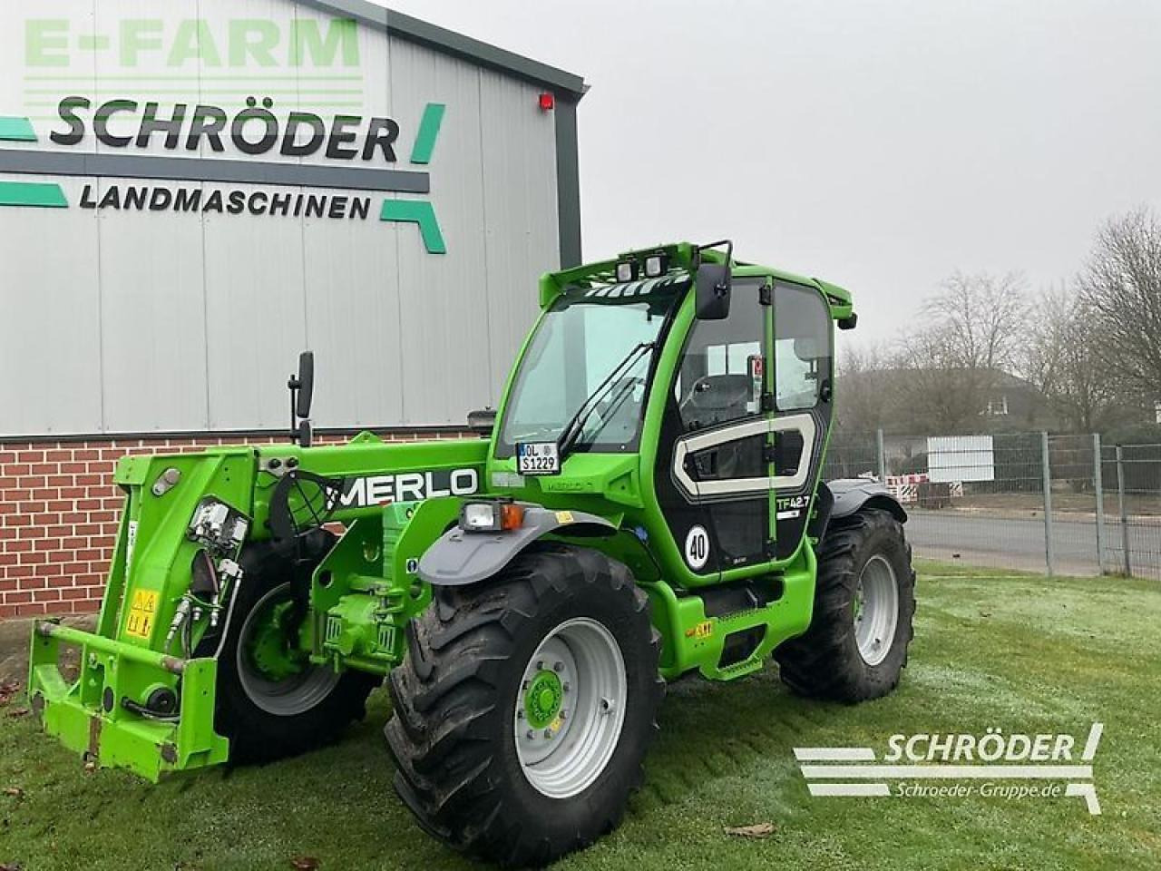 Merlo tf 42.7 - 116 - Teleszkópos rakodó: 1 kép. Merlo tf 42.7 - 116 - Teleszkópos rakodó: 1 kép.