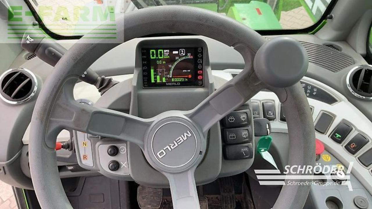 Merlo tf 42.7 - 116 - Teleszkópos rakodó: 5 kép. Merlo tf 42.7 - 116 - Teleszkópos rakodó: 5 kép.