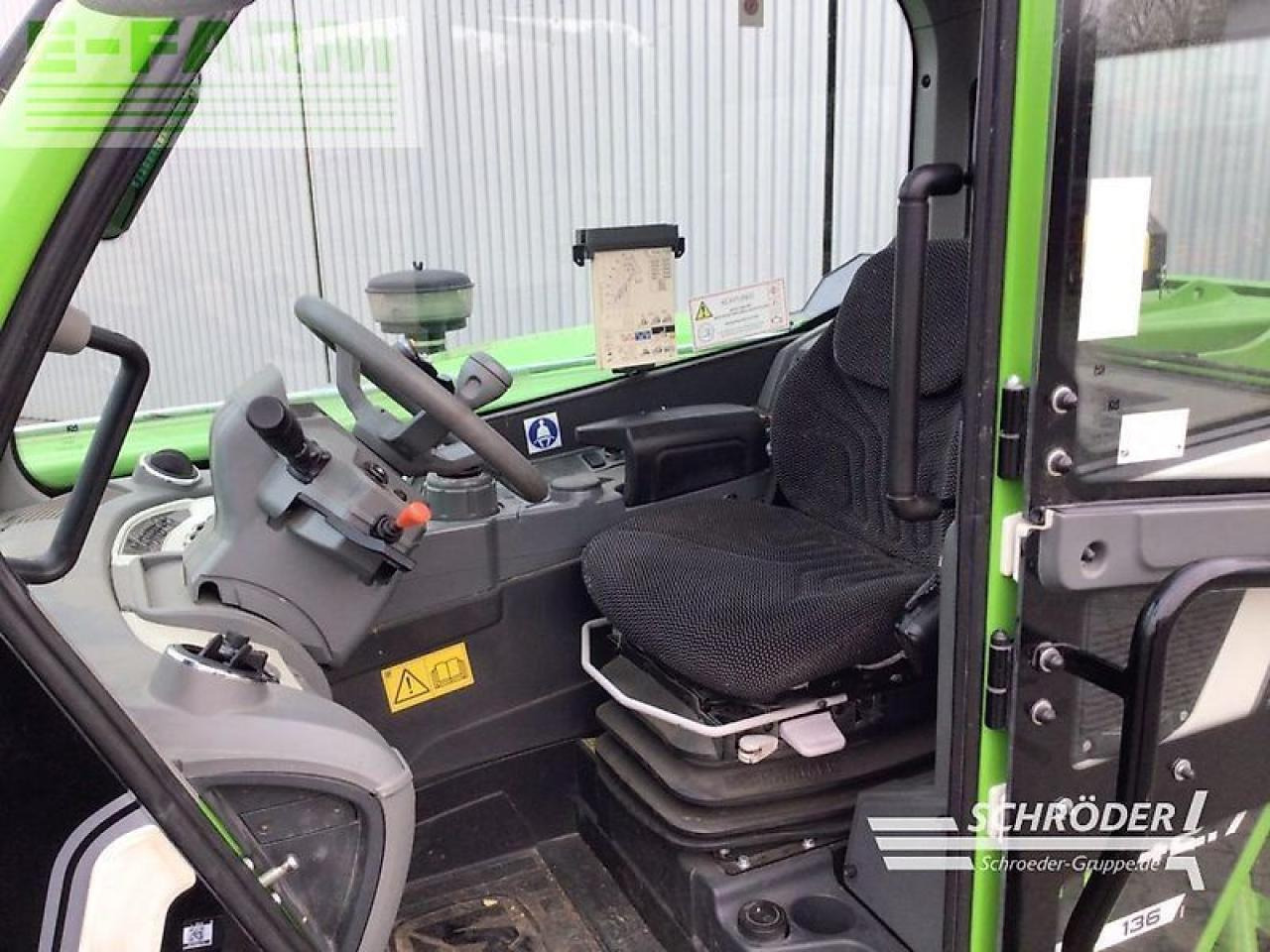 Merlo tf 42.7 - 136 - Teleszkópos rakodó: 5 kép. Merlo tf 42.7 - 136 - Teleszkópos rakodó: 5 kép.