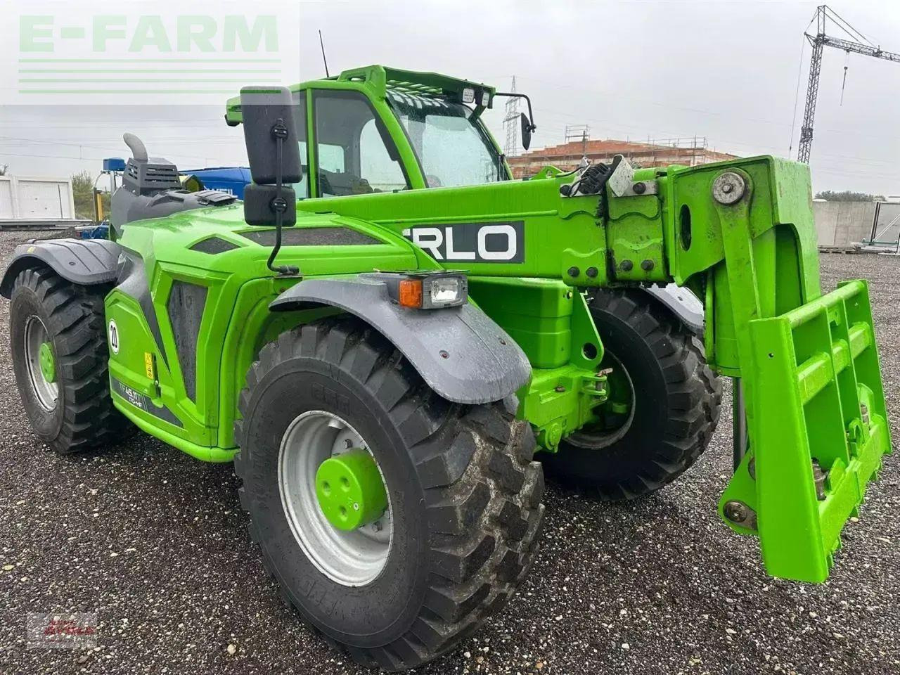 Merlo tf 45.11 t-170-hf 20km - Teleszkópos rakodó: 2 kép. Merlo tf 45.11 t-170-hf 20km - Teleszkópos rakodó: 2 kép.