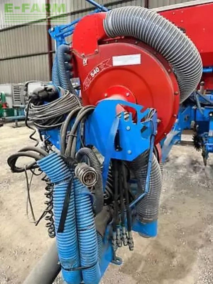 Monosem nx - Precíziós vetőgép: 4 kép. Monosem nx - Precíziós vetőgép: 4 kép.