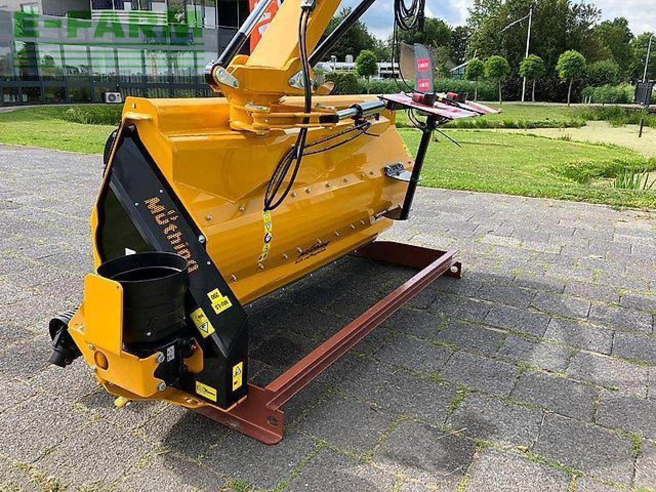 Müthing mu-l/s vario 200 - Fűkasza: 4 kép. Müthing mu-l/s vario 200 - Fűkasza: 4 kép.