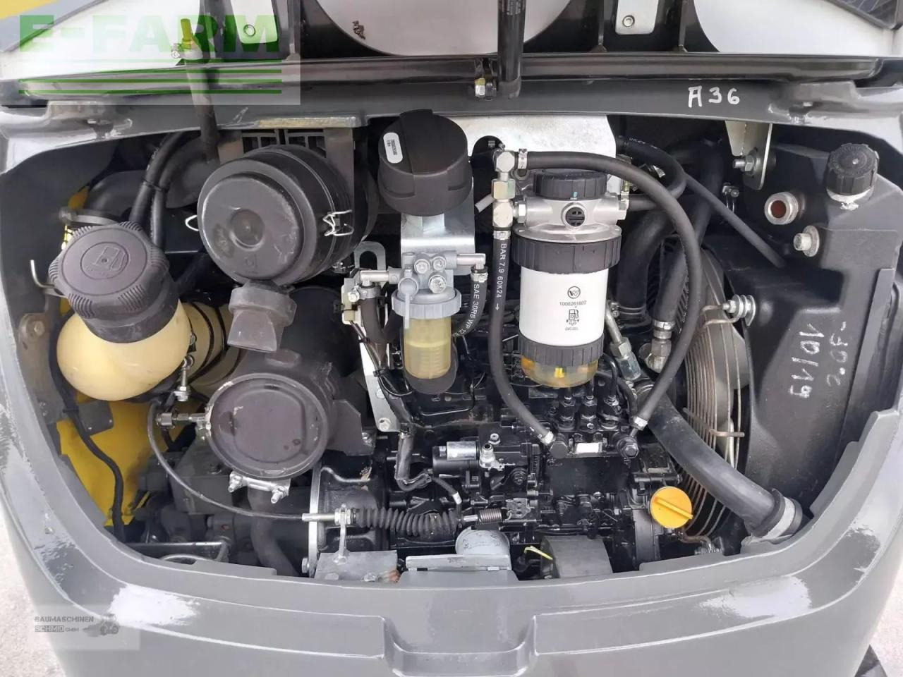 Neuson et 24 - Minikotró: 5 kép. Neuson et 24 - Minikotró: 5 kép.