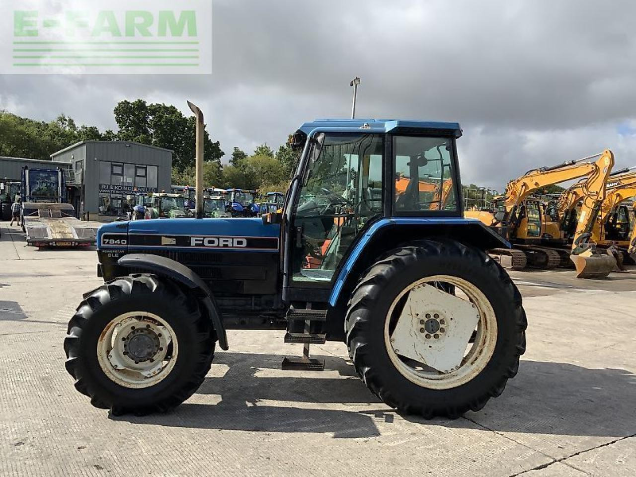 New Holland 7840 power star sle tractor (st24084) - Traktor: 5 kép. New Holland 7840 power star sle tractor (st24084) - Traktor: 5 kép.