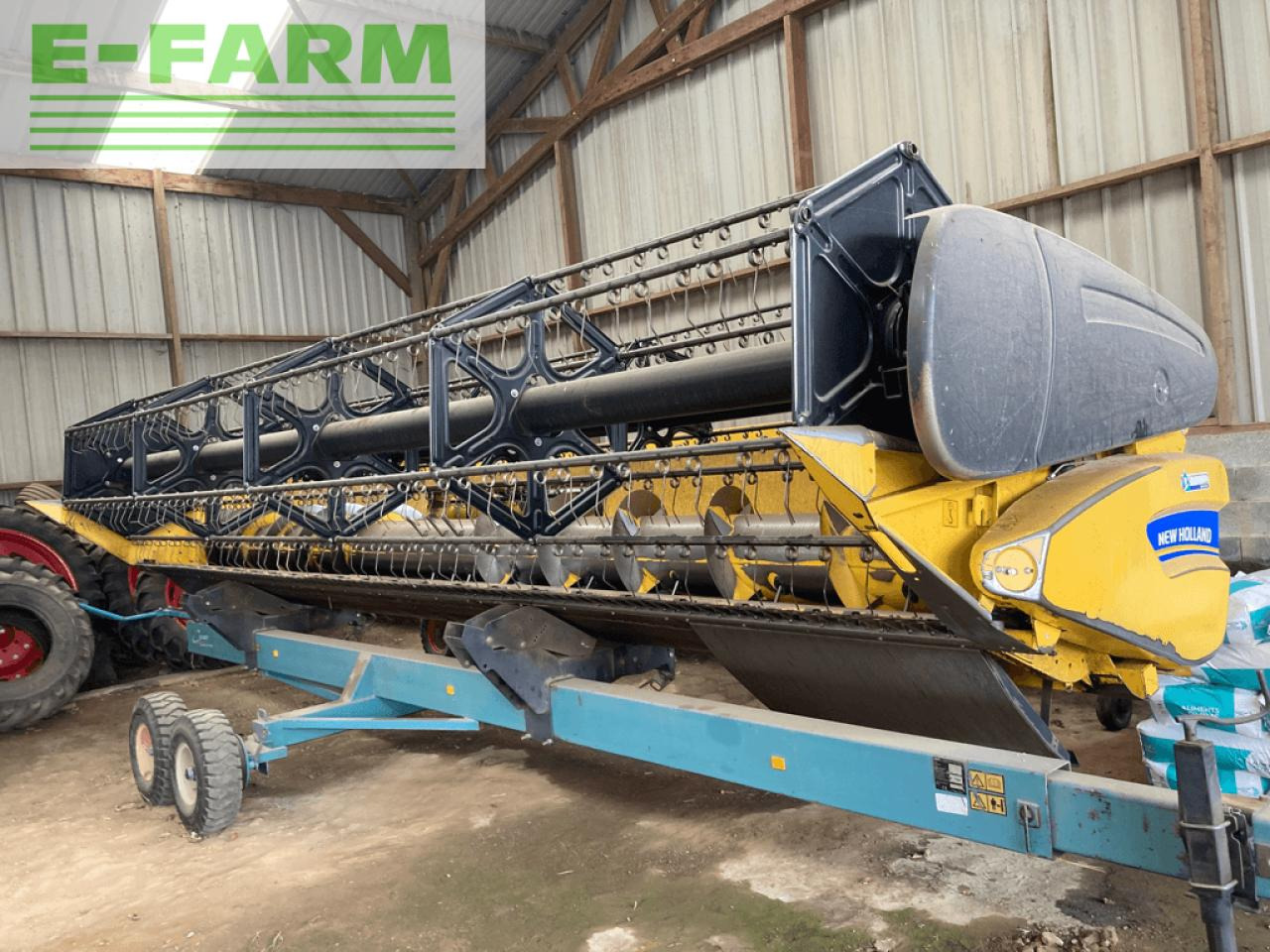 New Holland 7m30 - Kombájn adapter: 4 kép. New Holland 7m30 - Kombájn adapter: 4 kép.