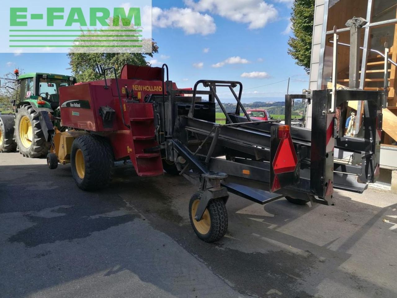 New Holland BB 920 - Kocka bálázó: 3 kép. New Holland BB 920 - Kocka bálázó: 3 kép.