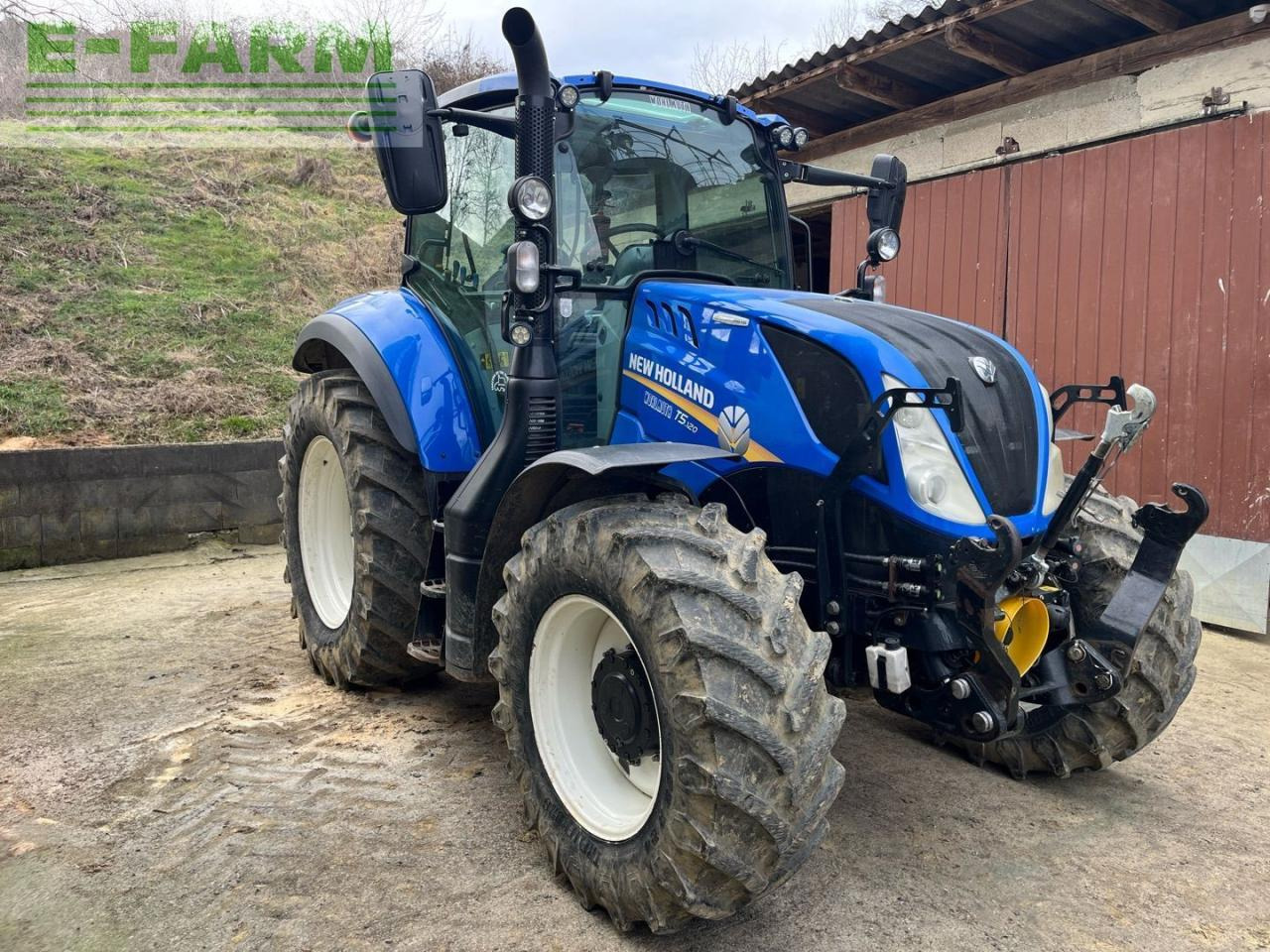 New Holland T5.120 EC EC - Traktor: 4 kép. New Holland T5.120 EC EC - Traktor: 4 kép.