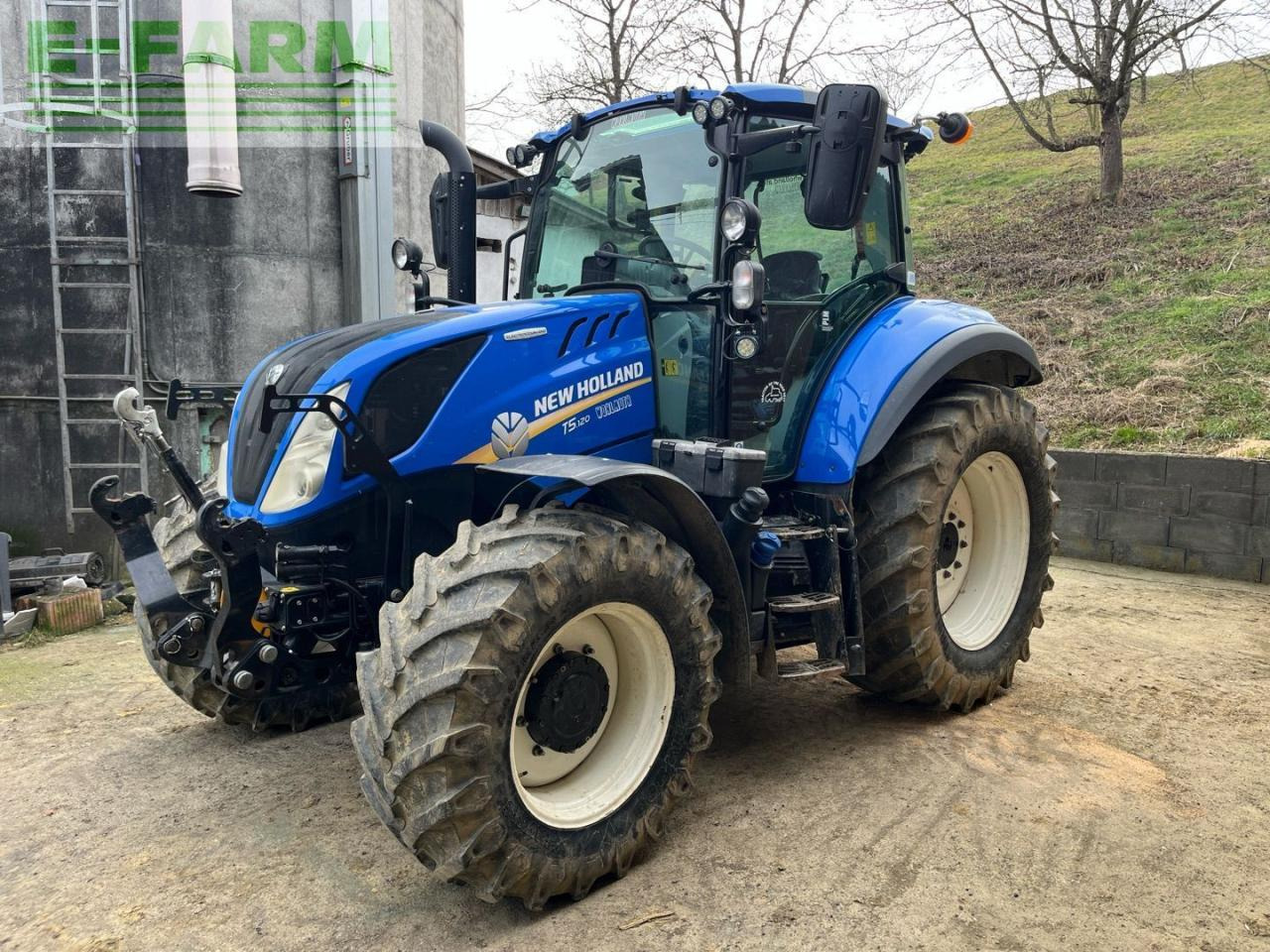 New Holland T5.120 EC EC - Traktor: 1 kép. New Holland T5.120 EC EC - Traktor: 1 kép.