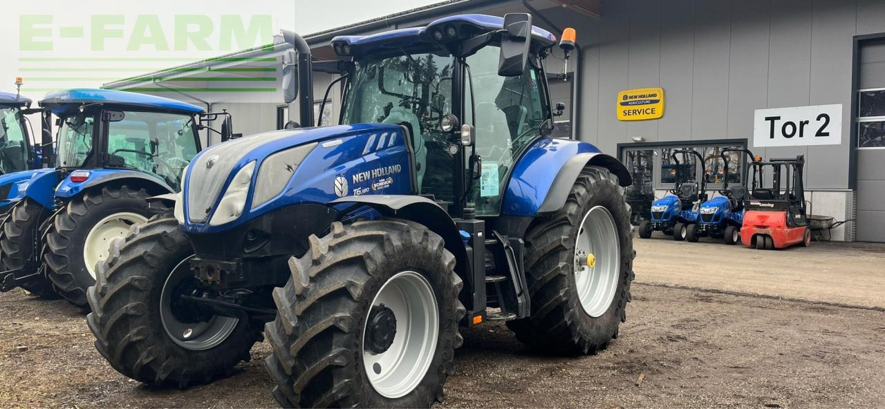 New Holland T6.180 SideWinder II SideWinder II - Traktor: 1 kép. New Holland T6.180 SideWinder II SideWinder II - Traktor: 1 kép.